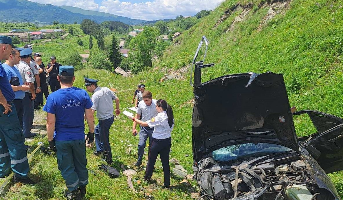 Լոռու մարզում 4 մարդու կյանք խլած ավտովթարի պատճառները պարզելու նպատակով նախաքննություն է իրականացվում