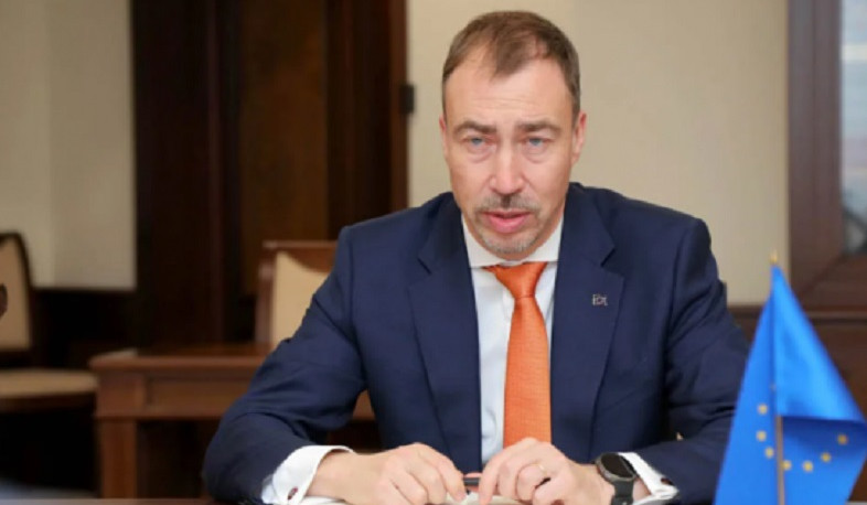 Ermənistan-Azərbaycan sərhədində atəşkəslə bağlı ikitərəfli mexanizm təklifi alqışlanmalıdır:Klaar