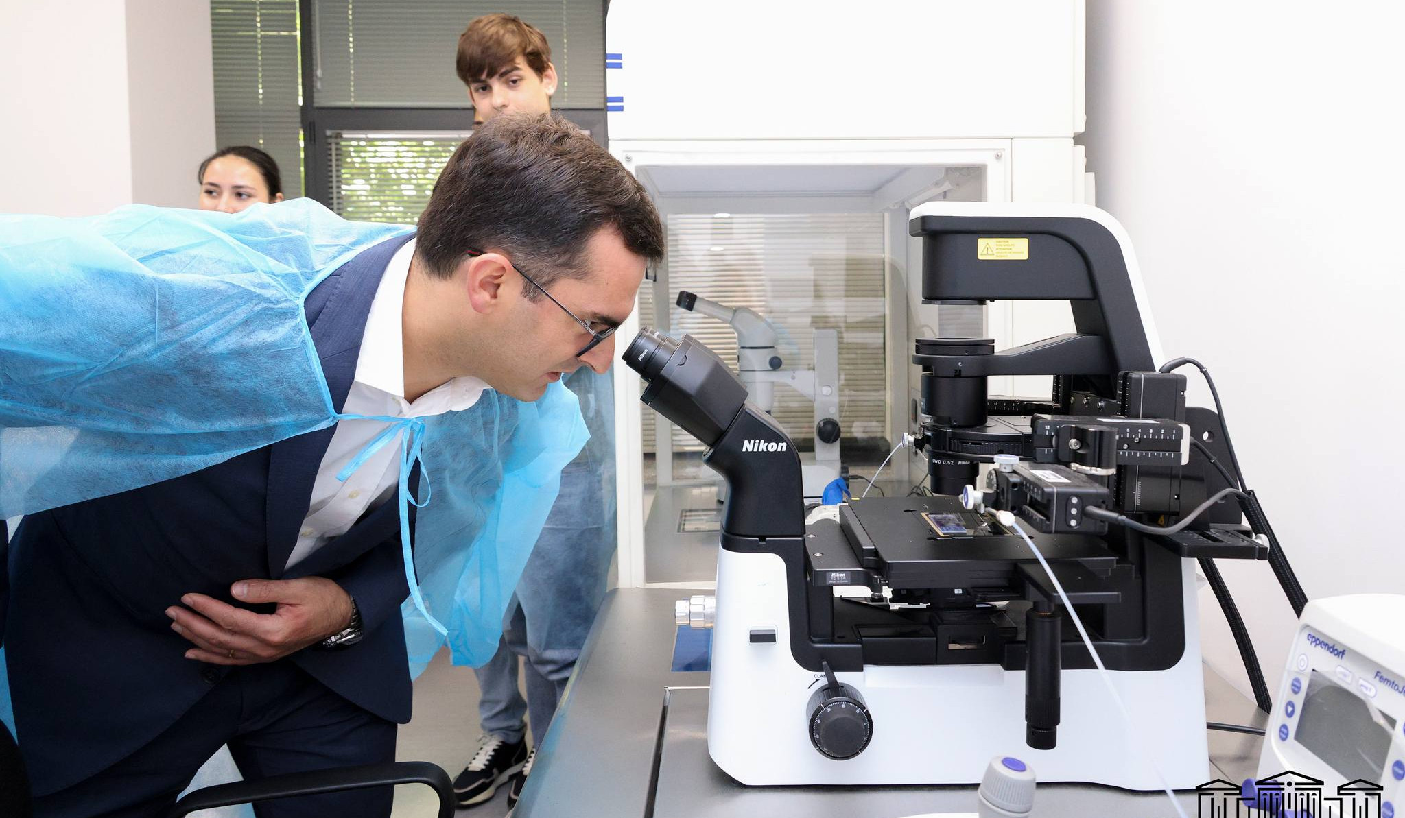 ԱԺ փոխխոսնակն այցելել է ԵՊԲՀ-ում բացված ուղեղի հիմնարար հետազոտությունների գիտակրթական կենտրոն