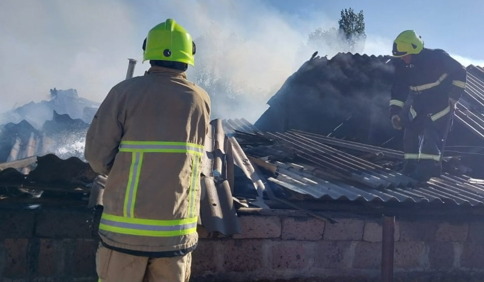 Հրդեհ Մաստարա գյուղում՝ տներից մեկի տանիքում