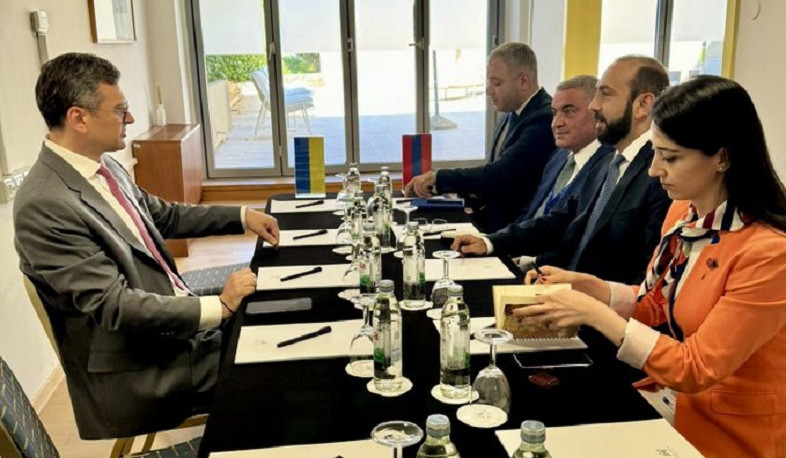 We discussed security situation in Europe and South Caucasus with Ararat Mirzoyan: Kuleba