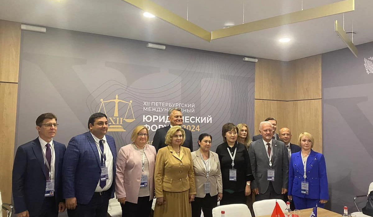 Սանկտ Պետերբուրգի իրավաբանական ֆորումում մասնակիցները կիսվել են միգրանտների իրավունքների կարգավորման ոլորտում իրենց երկրների դրական փորձով.  ՄԻՊ աշխատակազմ
