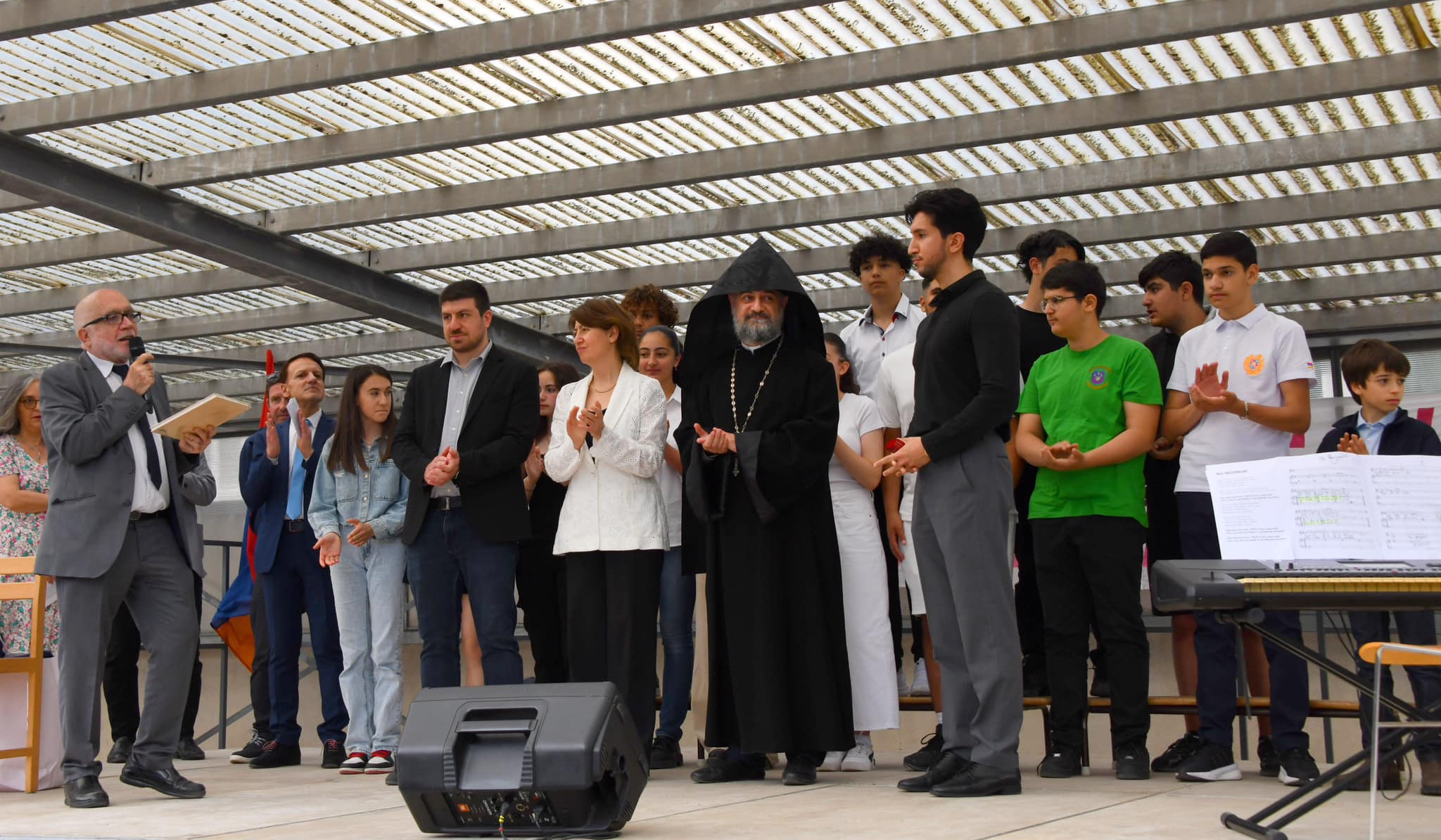 Դեսպան Հասմիկ Տոլմաջյանը ներկա է գտնվել «Դպրոցասեր» հայկական կրթահամալիրի շրջանավարտների տարեվերջյան միջոցառմանը