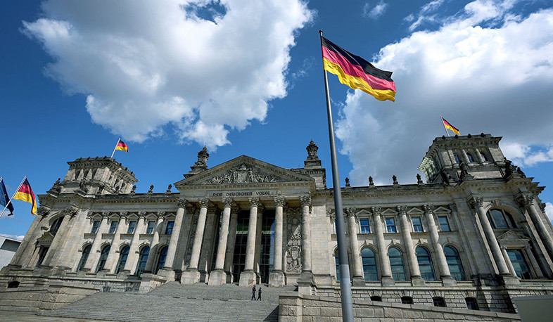 Ուկրաինան կարող է ինքնուրույն որոշել, երբ սկսել բանակցությունները Ռուսաստանի հետ. Բեռլին