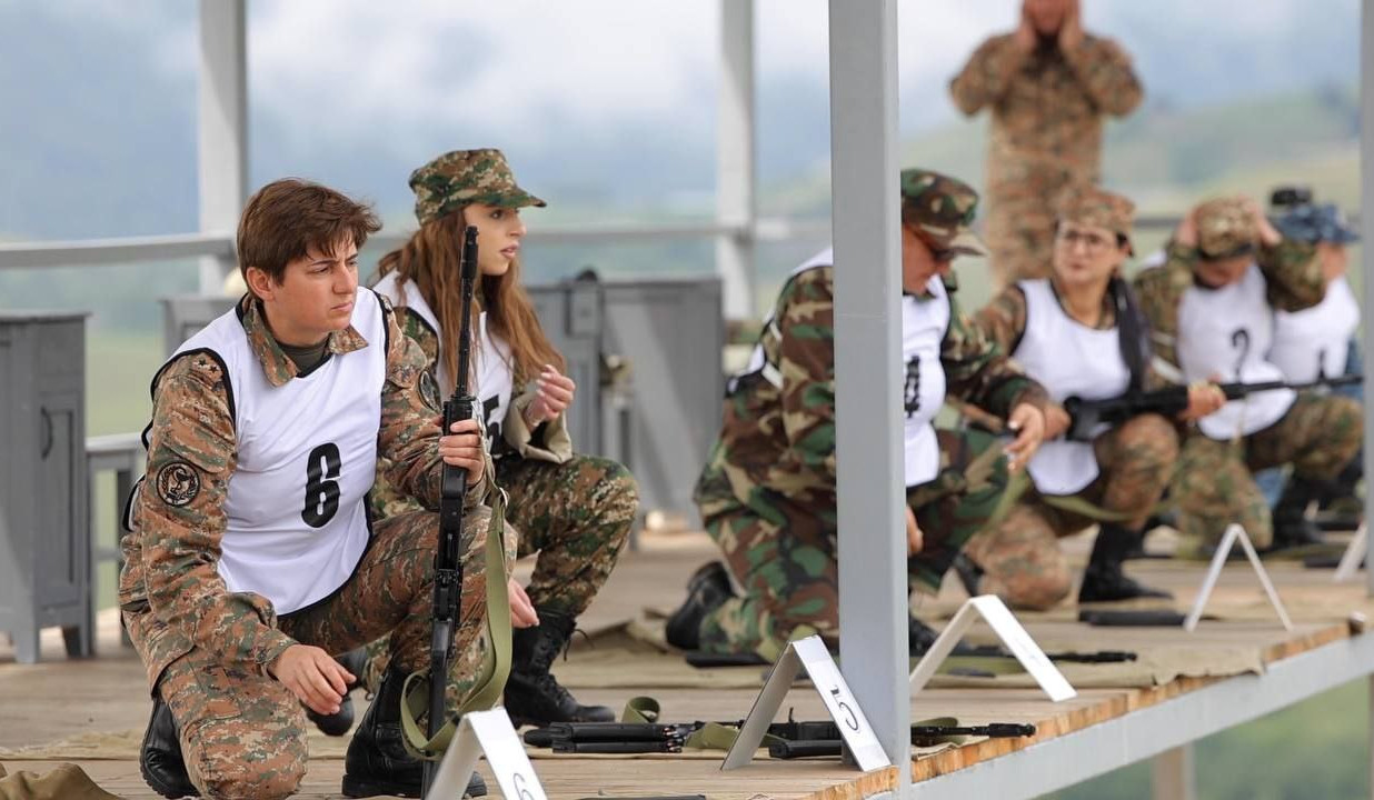 Շարունակվում են ՀՀ վարչապետի հովանու ներքո ուժային կառույցների միջև անցկացվող բանակային մեկշաբաթյա խաղերը