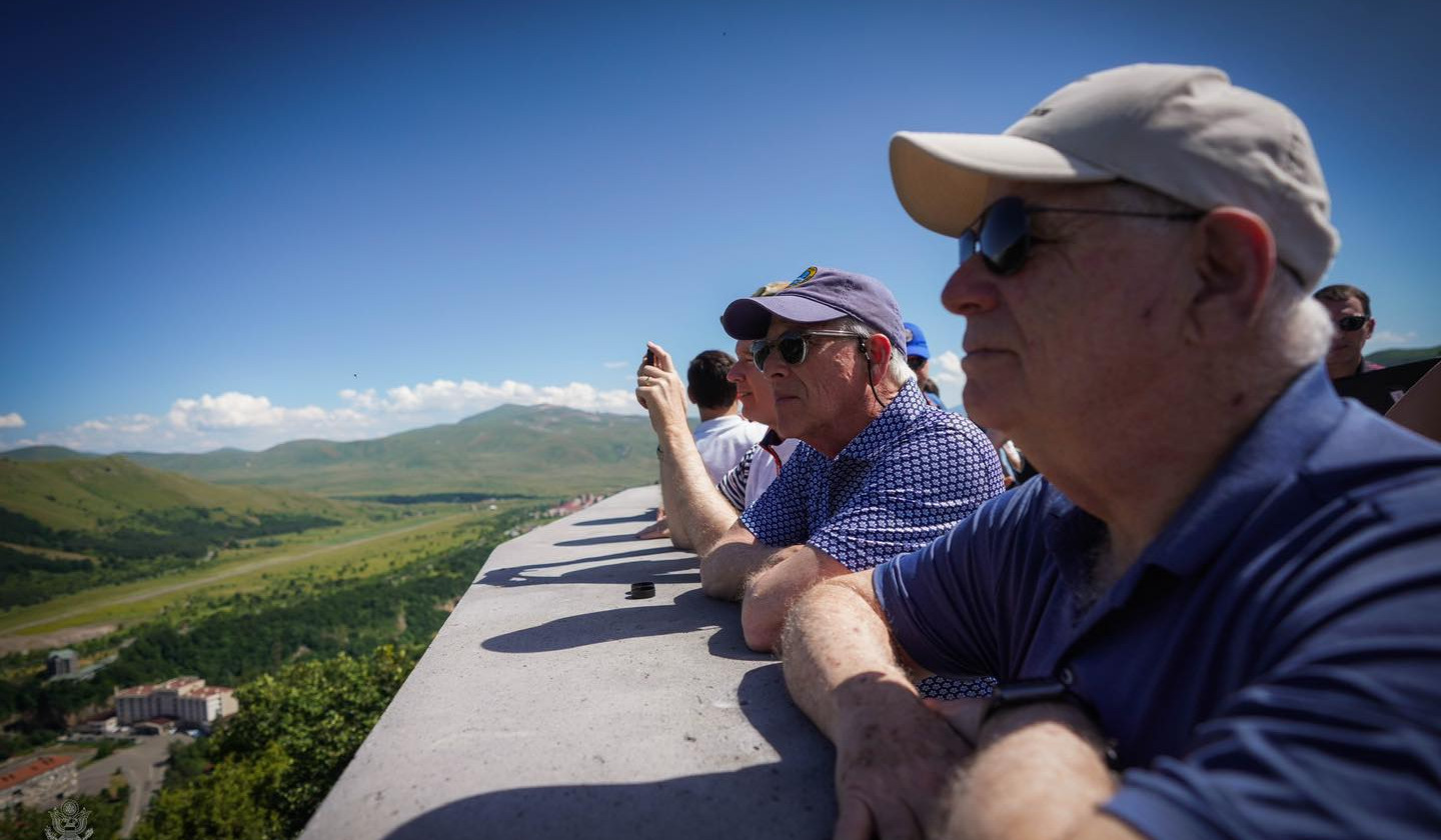 Делегация Конгресса США вместе с представителями миссии ЕС рассмотрела ситуацию на границе с Азербайджаном