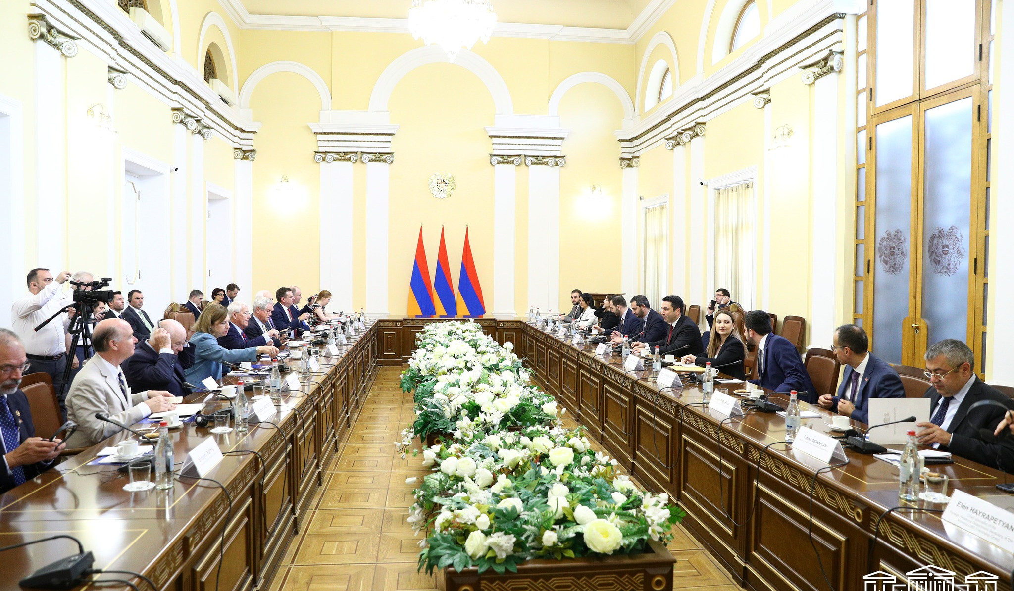 ԱՄՆ կոնգրեսականները աներկբա իրենց աջակցությունը հայտնեցին ՀՀ ժողովրդավարական զարգացմանը, անկախությանը և տարածքային ամբողջականությանը. Խանդանյան