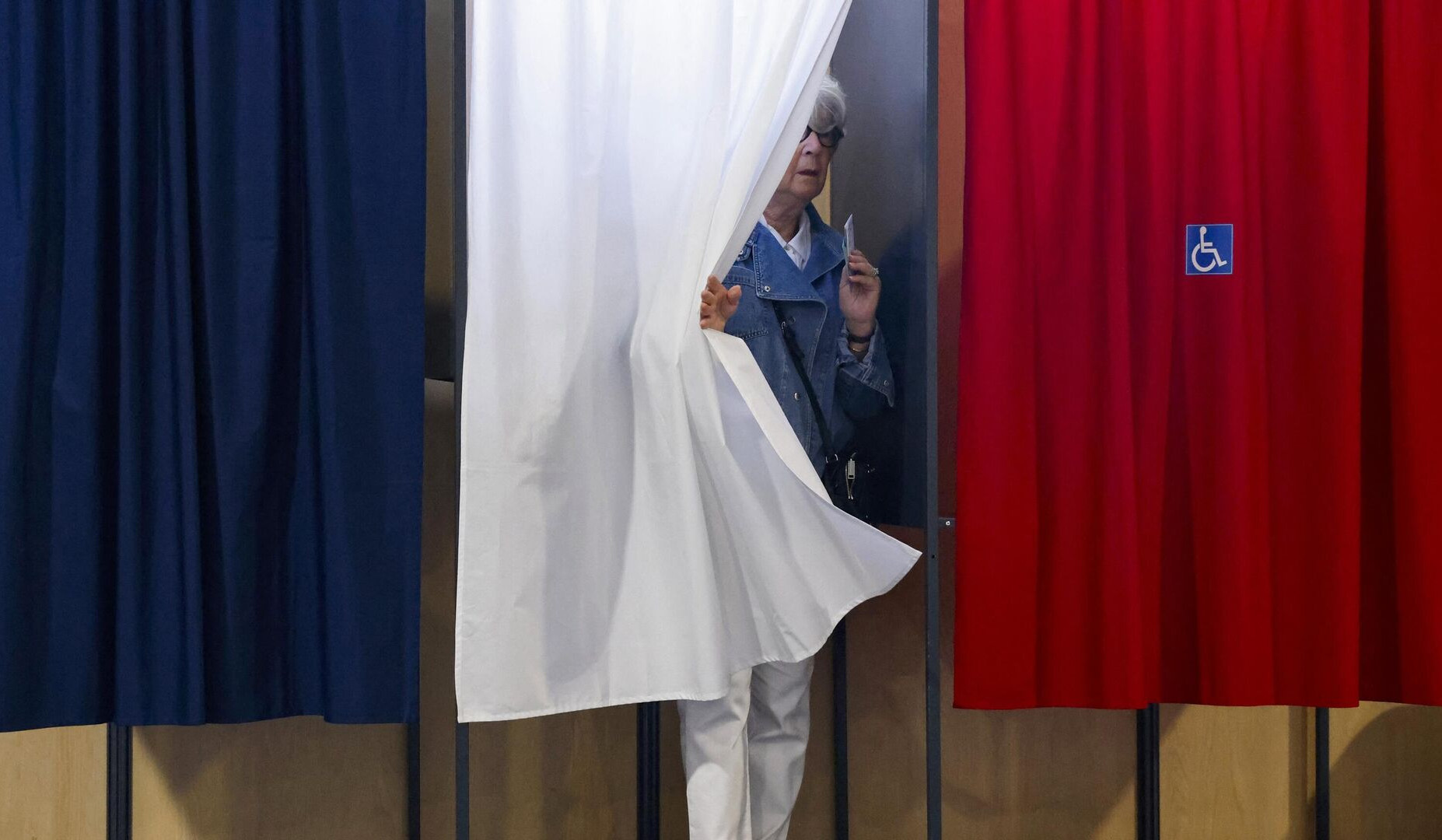 Ֆրանսիայի անդրծովյան տարածքներում մեկնարկել է երկրի խորհրդարանի ընտրության երկրորդ փուլը