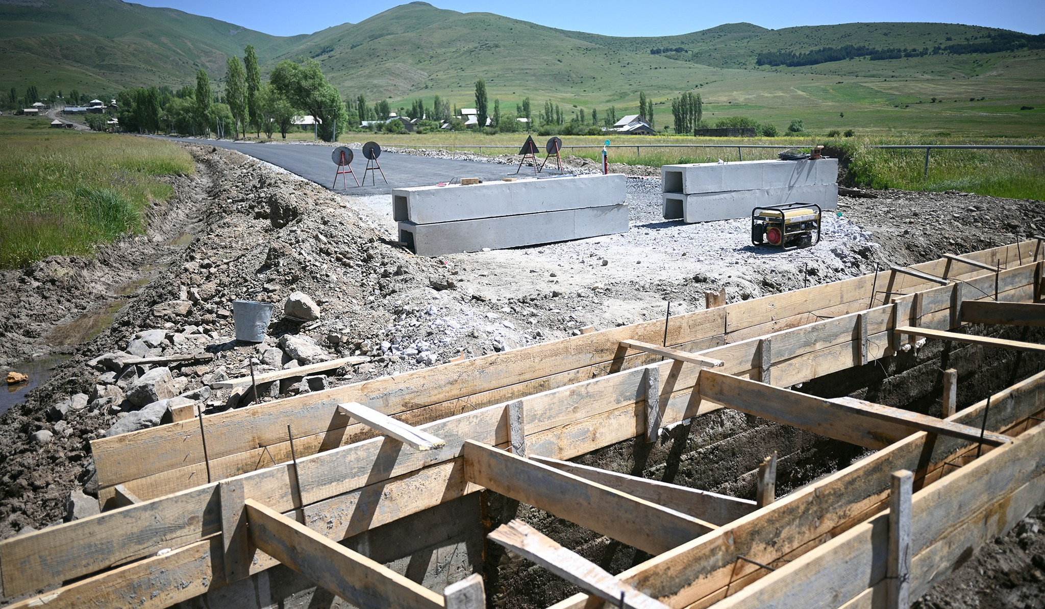 Հիմնանորոգվում է Երնջատափ - Շողակն ավտոճանապարհի մի հատվածը