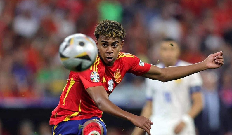 Сборная Испании обыграла Францию и вышла в финал Евро-2024