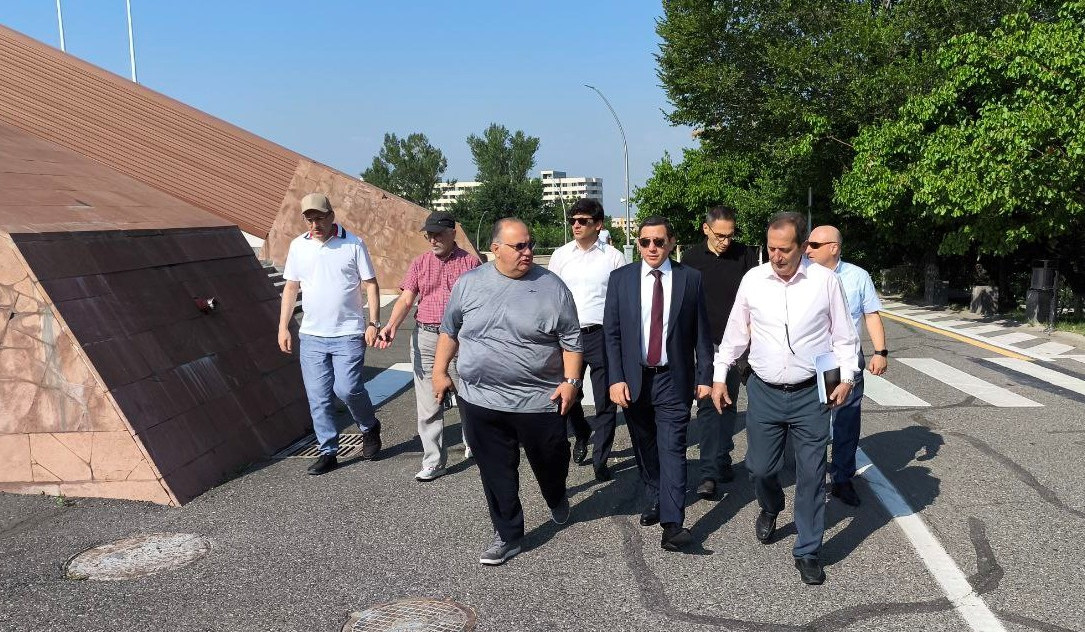 Քաղաքաշինության կոմիտեի նախագահը շրջայց է կատարել Կարեն Դեմիրճյանի անվան համալիրում. քննարկվել են բարեկարգման խնդիրները