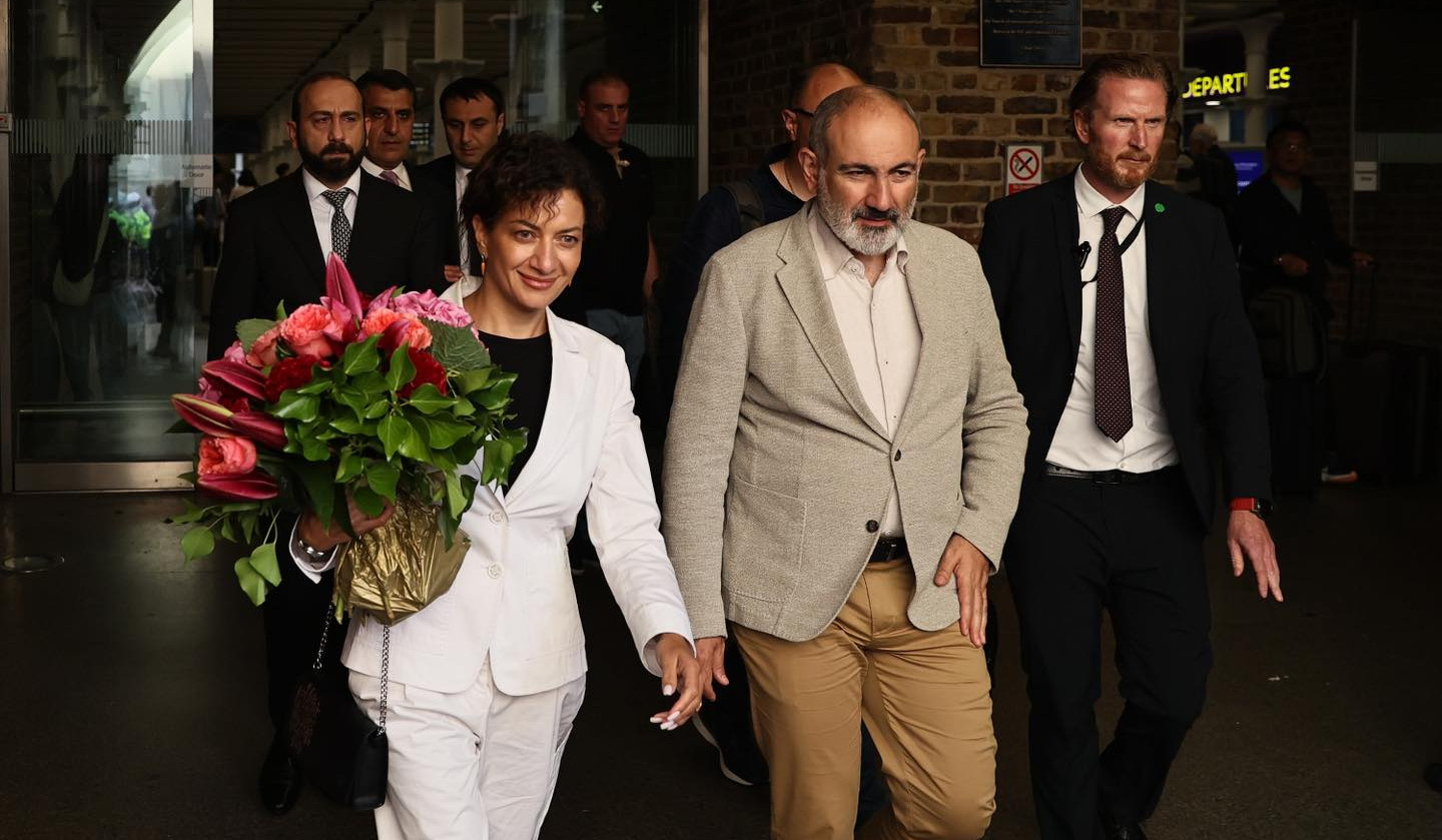 Prime Minister arrives in London on a working visit