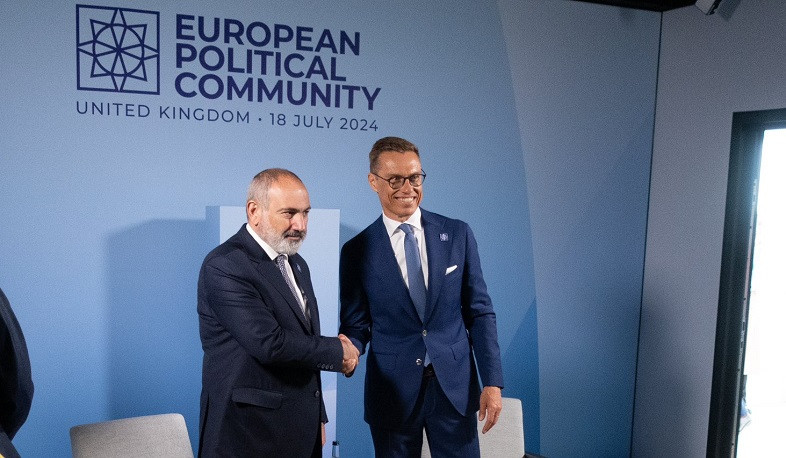 Finlandiya prezidenti Paşinyan və Əliyevlə regional təhlükəsizlik məsələlərini müzakirə edib