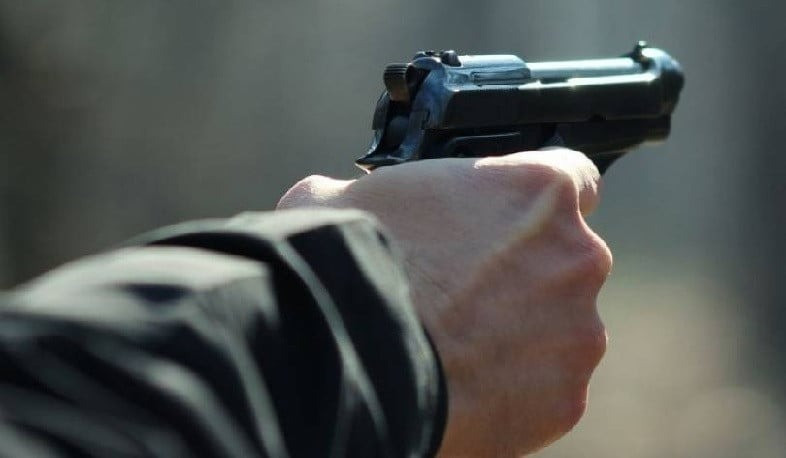 Վարորդը վիճաբանել է ինքնագլոր վարող քաղաքացու հետ, ինչից հետո կրակել գազային ատրճանակով