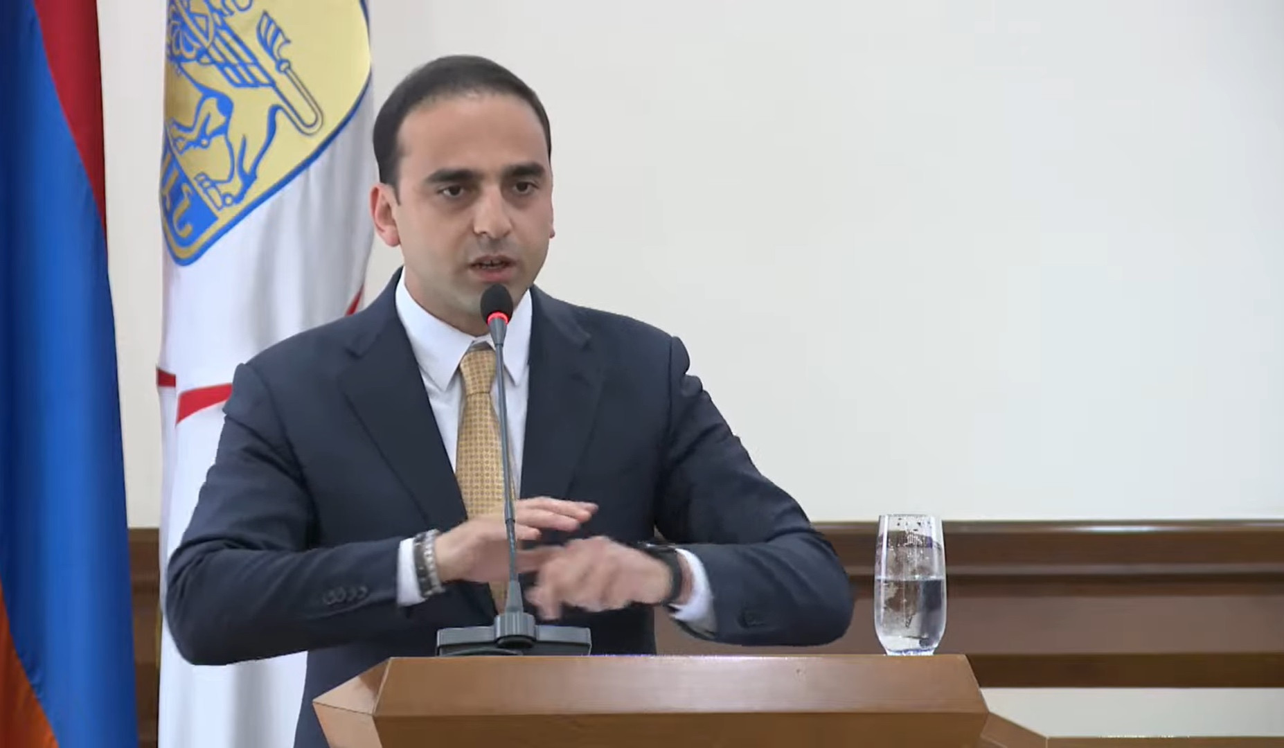 Տոմսային նոր համակարգին անցումը տեղի է ունենալու հունվարի 1-ից. Տիգրան Ավինյան