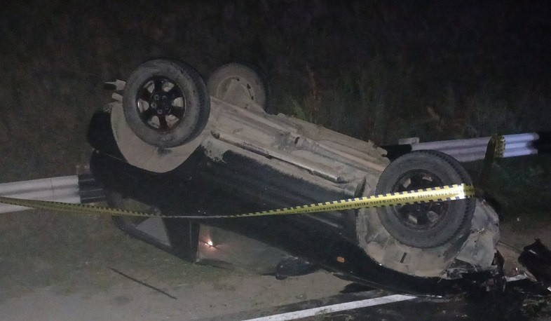 Վանաձոր-Գյումրի ճանապարհին մեքենան կողաշրջվել է, կան տուժածներ