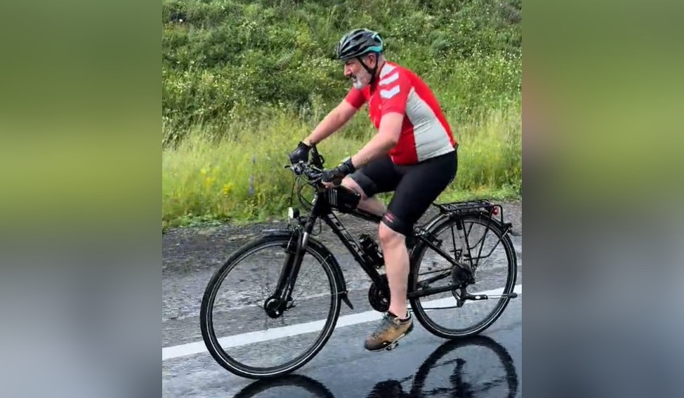 Դիլիջանի ոլորանները հաղթահարված են հեծանվով. Նիկոլ Փաշինյան