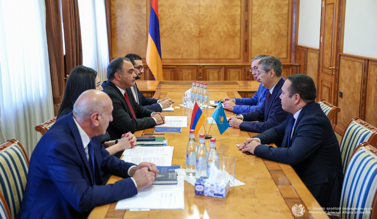 Վահե Ղազարյանը և Ղազախստանի դեսպանը քննարկել են համագործակցության ներկա և առաջիկա ուղղությունները