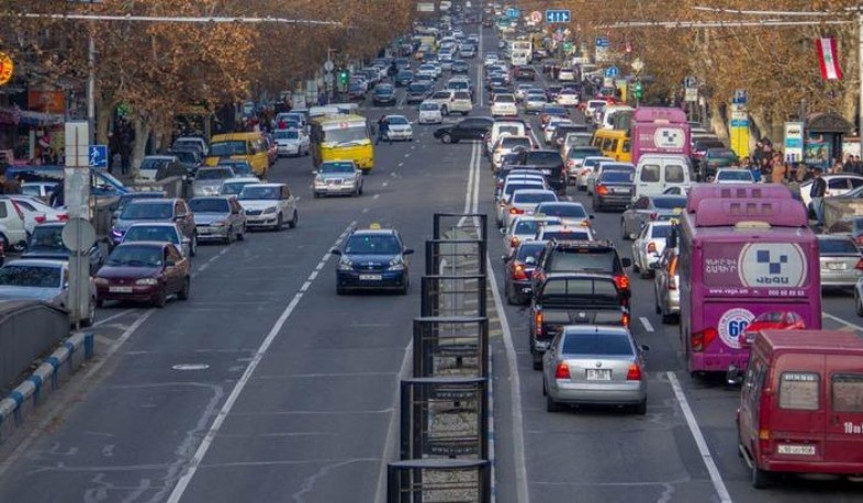 Մաշտոցի պողոտայի առաջին երթևեկելի գոտին կգործի միայն հասարակական տրանսպորտի համար