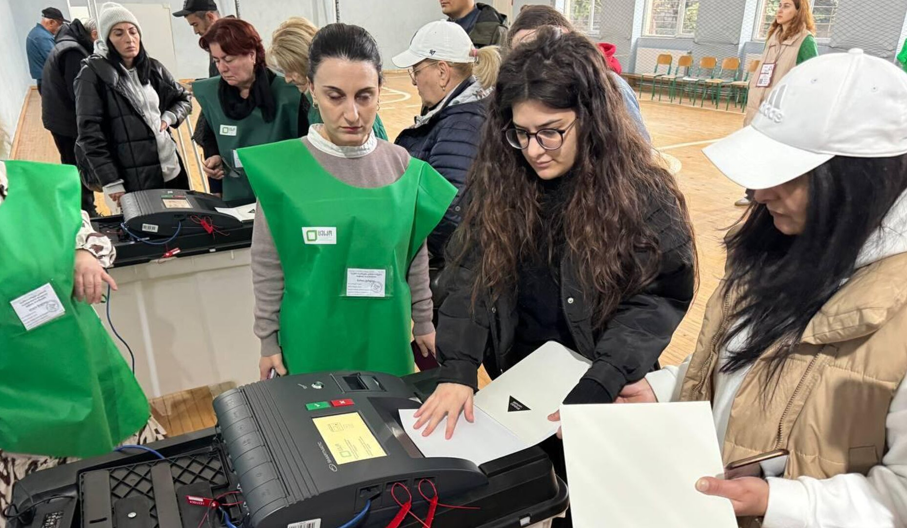 As of 12:00, 22.22 percent of voters participated in Georgian Parliament elections