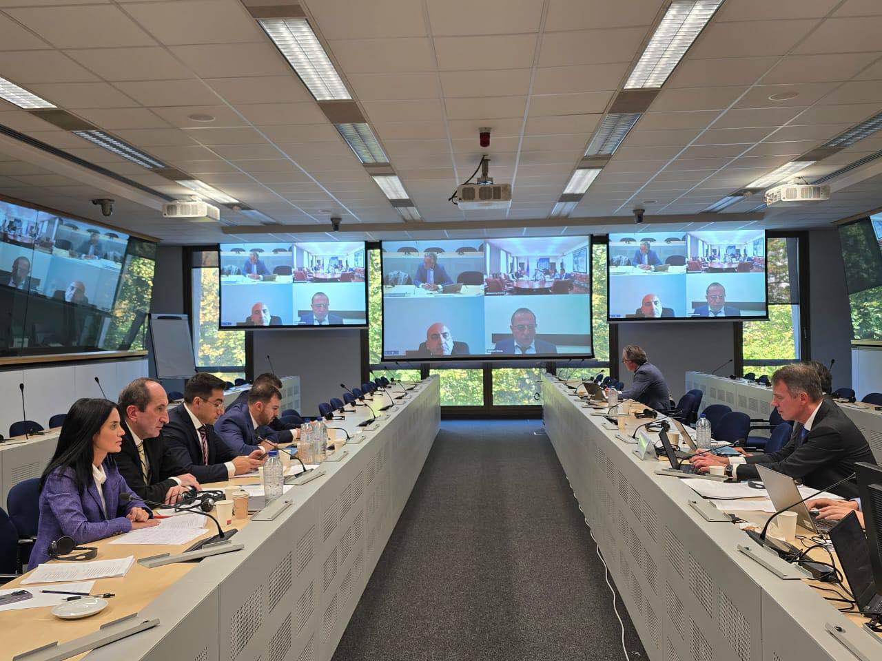 Brüsseldə ER-Aİ Ticarət Tərəfdaşlığı Komitəsinin altıncı sessiyası keçirilib