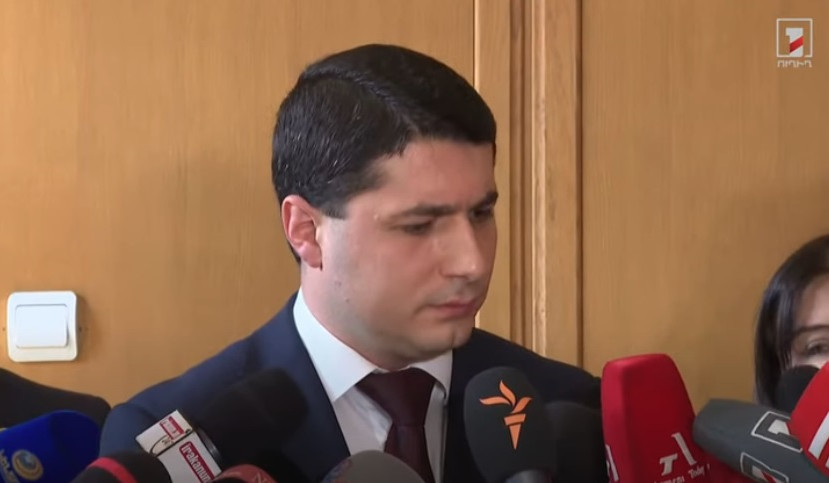 Քննիչը տեսագրությունը զննել, զարմացել է. ՔԿ նախագահն անդրադարձել է իր և զոհված զինծառայողների հարազատների միջև տեղի ունեցած հանդիպմանը