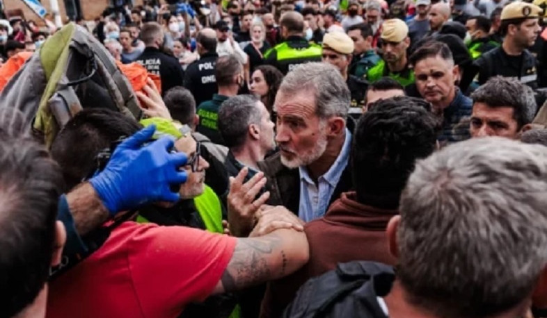 Protests over Spain flood response interrupt king's visit to stricken Valencia suburb