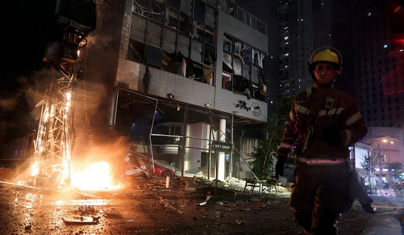 Израиль нанес удар по центральному району Бейрута