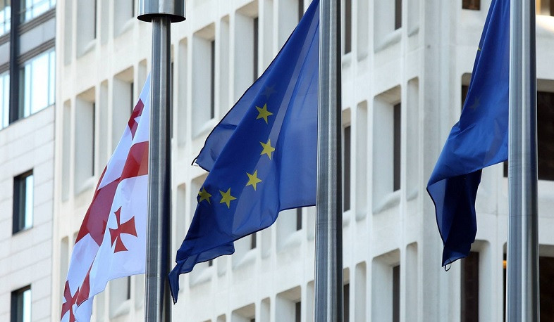 45 Georgian Foreign Ministry employees condemn decision to freeze EU accession talks