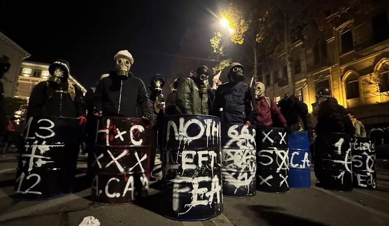 Protesters in Tbilisi pushed back from area near Parliament: protest continues