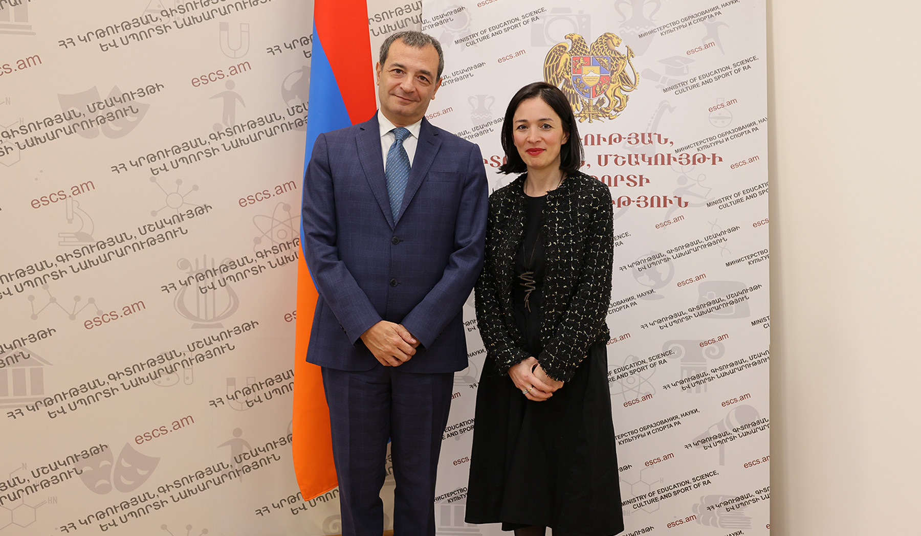 ԿԳՄՍ նախարարն ու  Ալֆոնսո Դի Ռիզոն անդրադարձել են Իտալիայում գործող հայագիտական կենտրոնների գործունեությանը