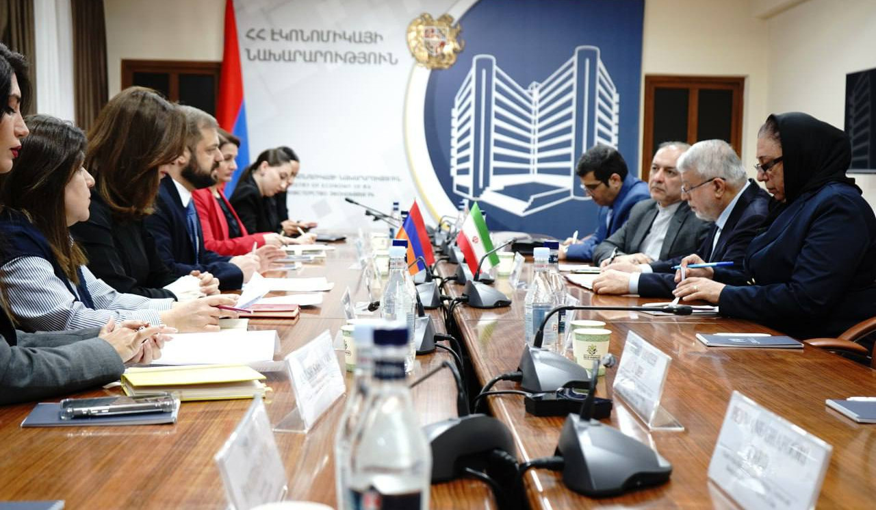 Armenia's Economy and Iran's Ministers of Cultural Heritage and Tourism discussed prospects of cooperation in field of tourism