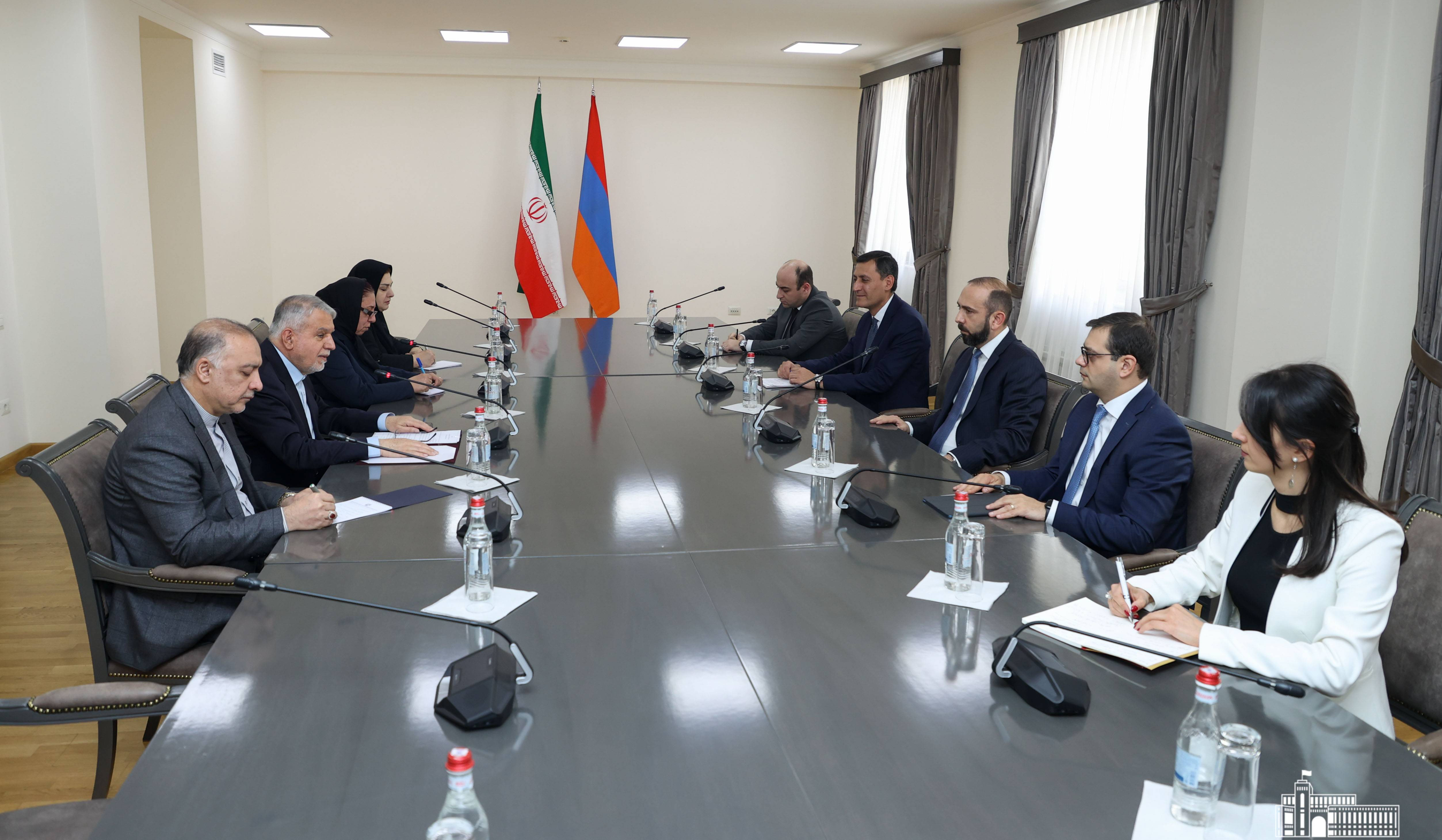 Ararat Mirzoyan and Reza Salehi-Amiri exchanged thoughts on regional developments