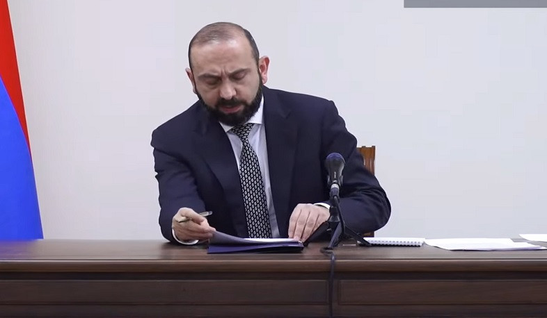 Мы отправили последние предложения полтора месяца назад и теперь ждем реакции азербайджанской стороны: Мирзоян