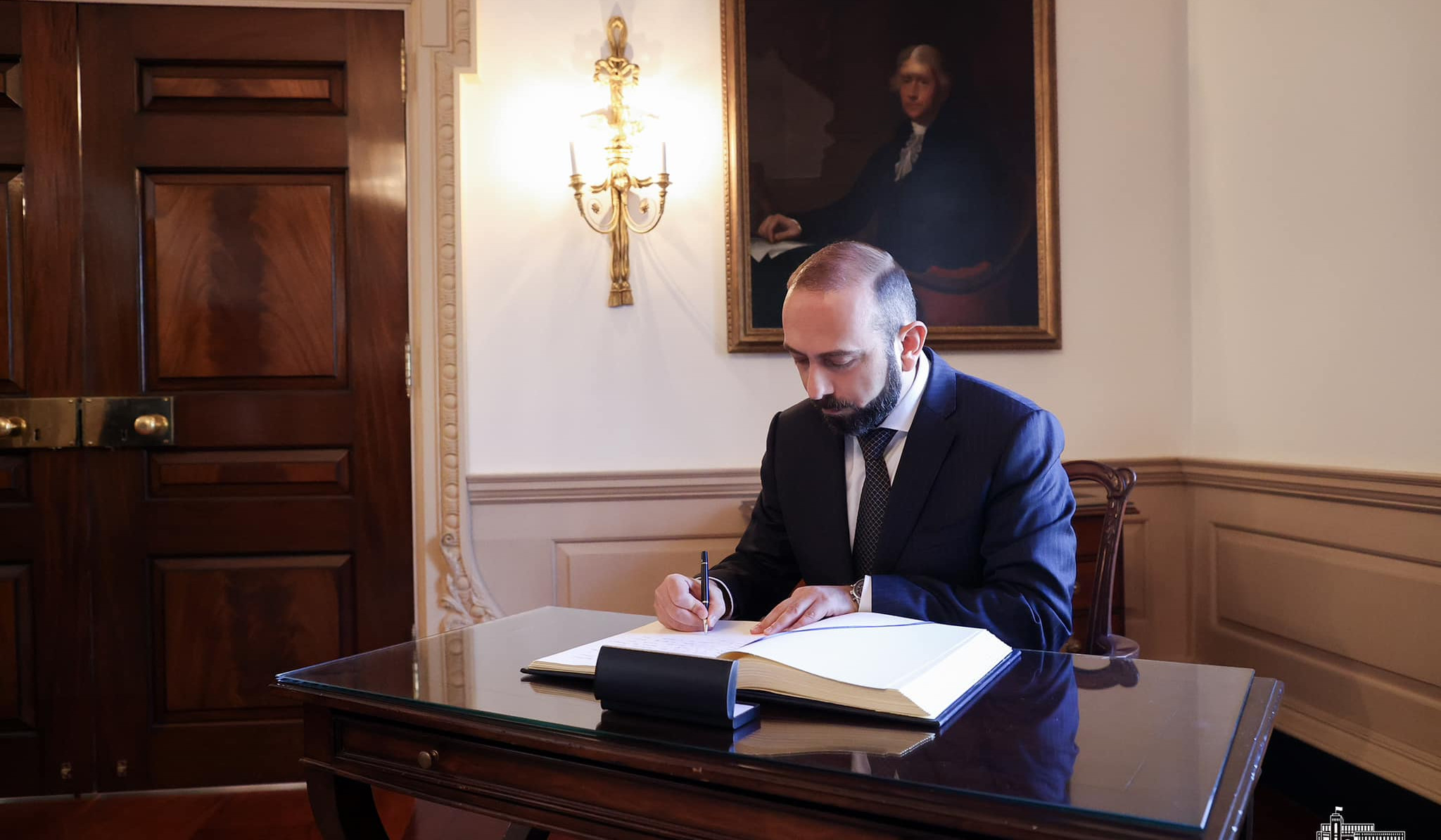 Ararat Mirzoyan made note in guestbook of US State Department