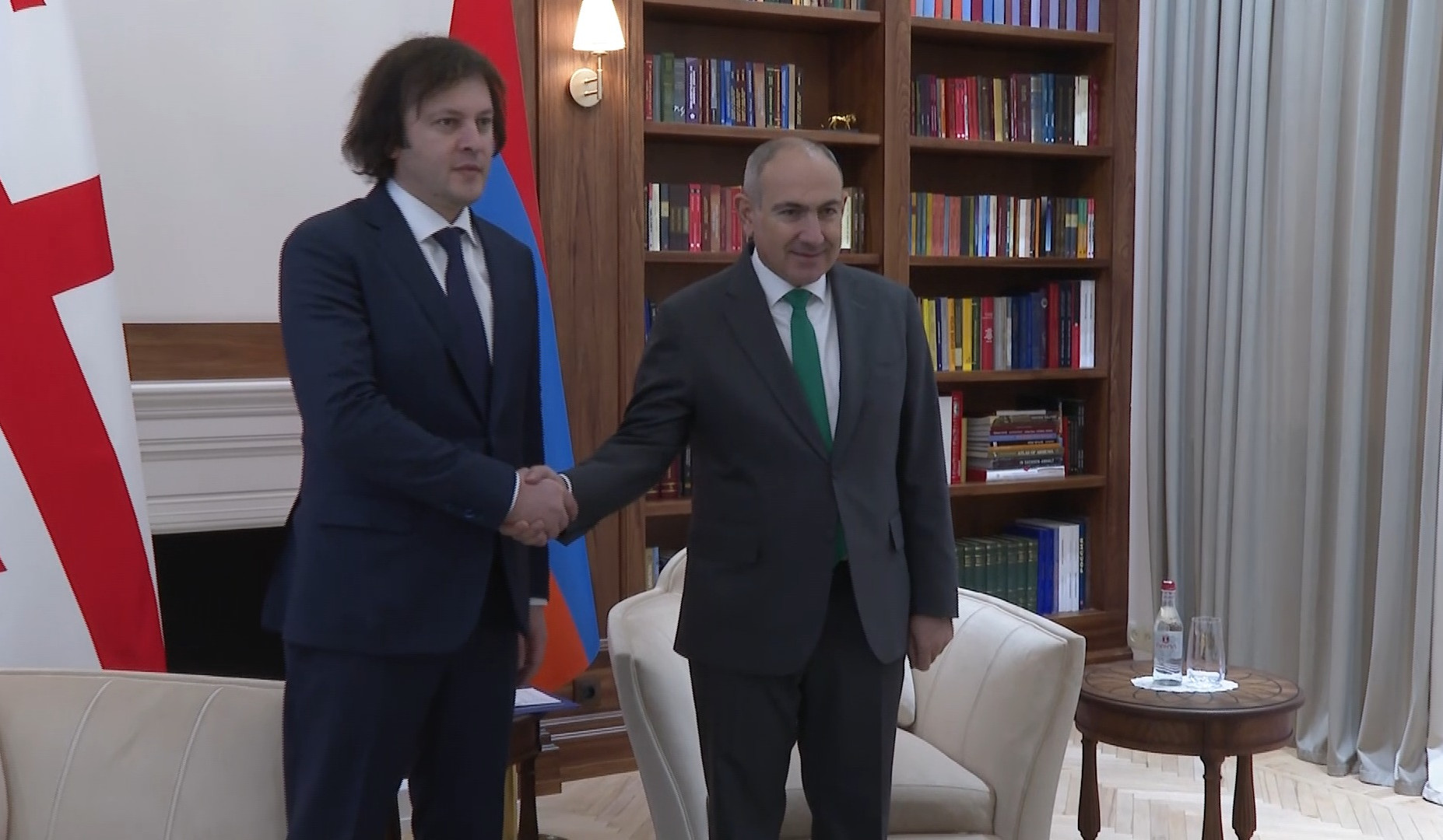 В правительстве я принял премьер-министра Грузии Ираклия Кобахидзе: Никол Пашинян