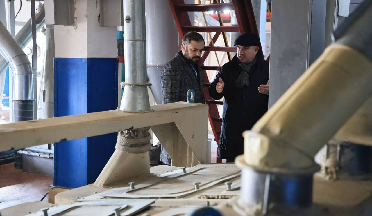 Գևորգ Պապոյանը ծանոթացել է Եղվարդի համակցված կերերի գործարանի տեխնոլոգիական հնարավորություններին