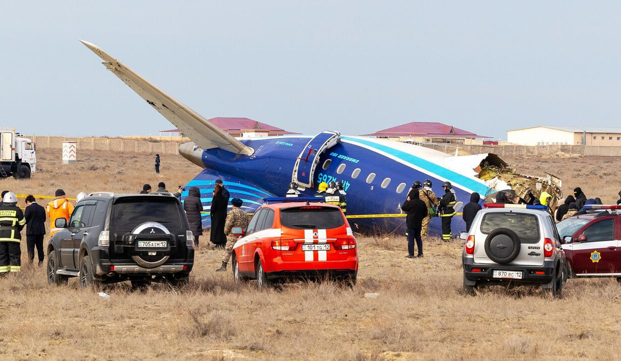 Опубликован предварительный отчет о крушении азербайджанского самолета вблизи аэропорта Актау