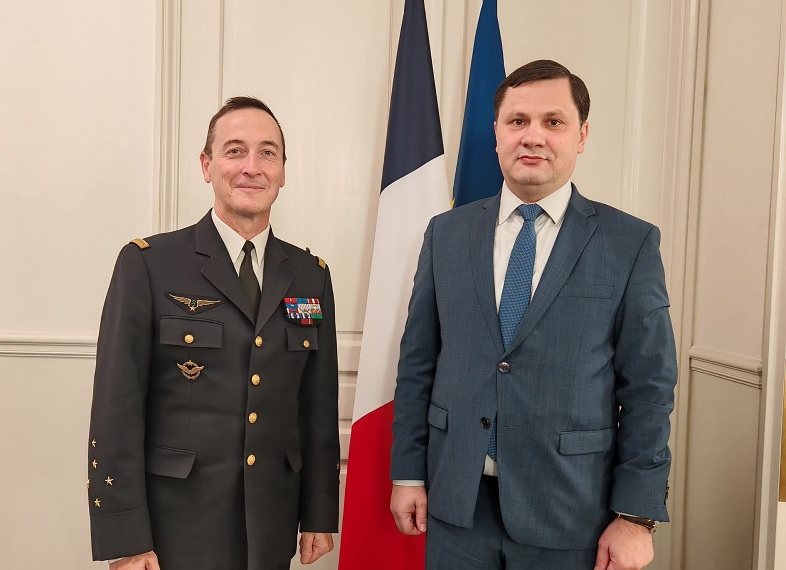 Issues related to defense cooperation between Armenia and France discussed