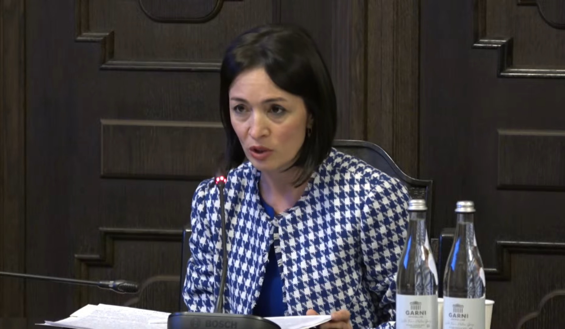 Համակարգում կա 400 հազար դրամ և ավելի վարձատրություն ստացող ավելի քան 560 ուսուցիչ. ԿԳՄՍ նախարարը՝ նոր փոփոխությունների մասին