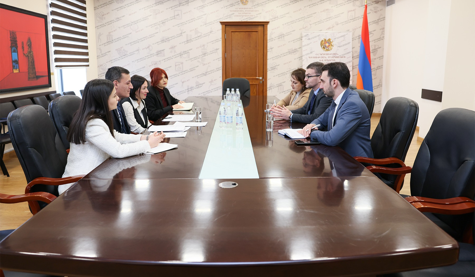 ԿԳՄՍ նախարարը ՀՀ-ում ՄԹ դեսպանի հետ քննարկել է համագործակցության զարգացմանը վերաբերող հարցեր