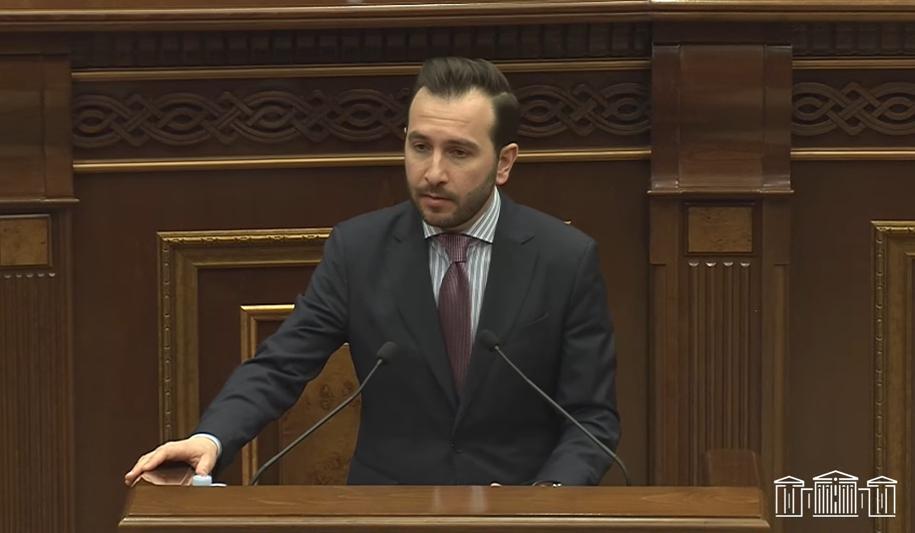 Պիտի դադարենք փրկիչներ որոնել. Կոնջորյանը՝ ԵՄ-ին անդամակցելու գործընթացի մեկնարկի նախագծի մասին