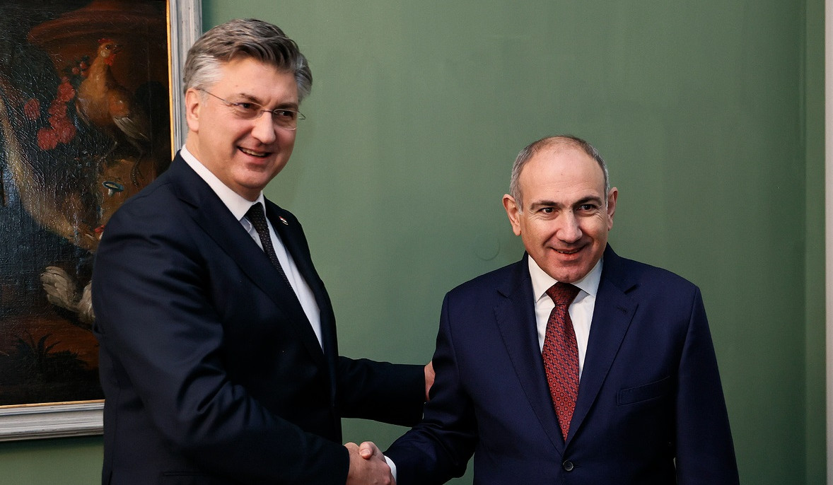 Nikol Pashinyan and Andrej Plenković discuss issues related to development of Armenia-Croatia cooperation