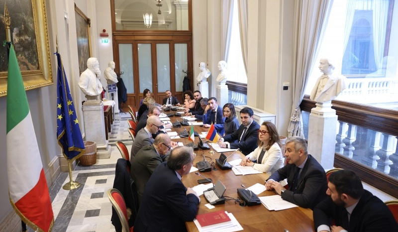 Ալեն Սիմոնյանը Իտալիա-Հայաստան բարեկամական խմբի անդամների հետ քննարկել է Ադրբեջանում պահվող հայ գերիների հայրենադարձությանը վերաբերող հարցեր