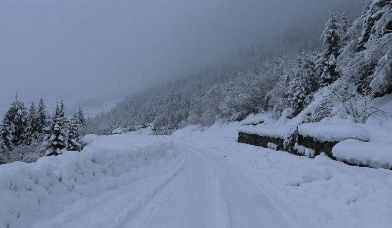 Երևան-Գյումրի ճանապարհին առատ ձյուն է