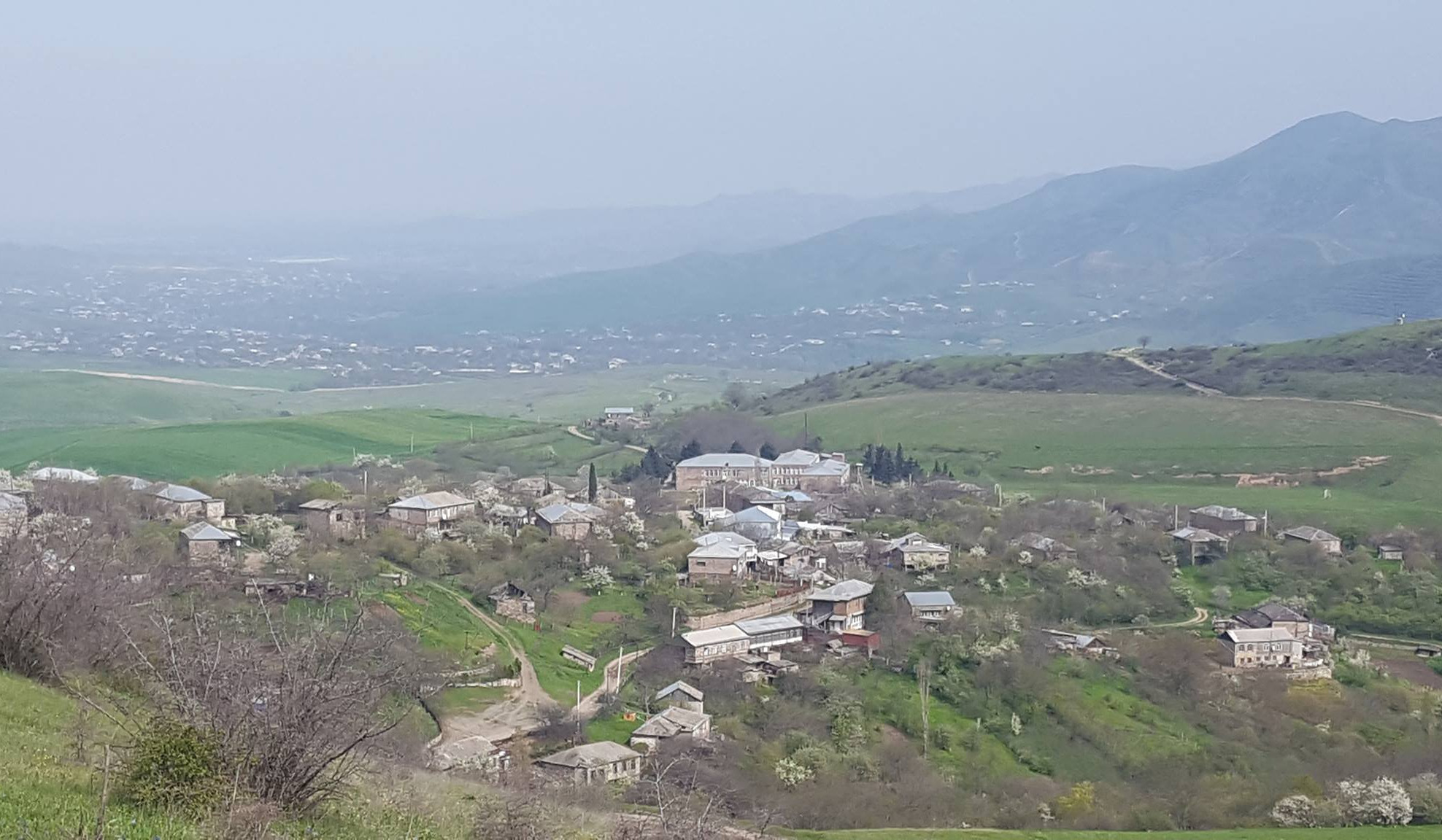 Կվերակառուցվի հրետակոծությունից վնասված բնակելի տունը