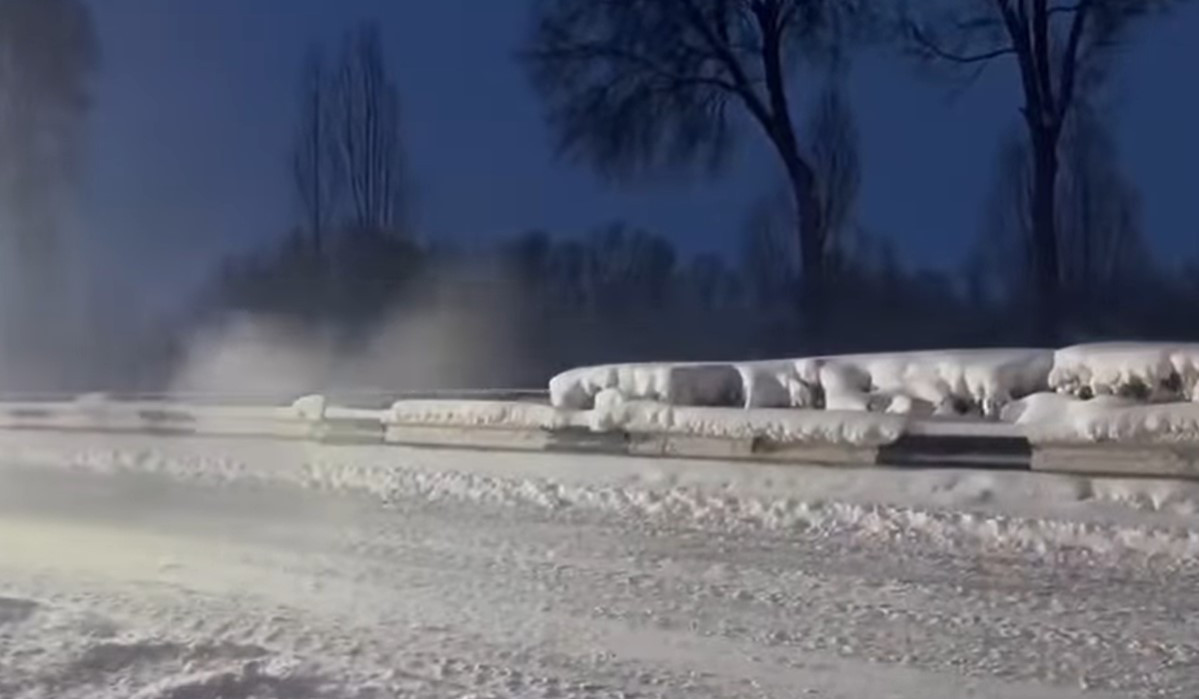 ՀՀ միջպետական և հանրապետական նշանակության ճանապարհներին առատ ձյան տեղումները շարունակվել են