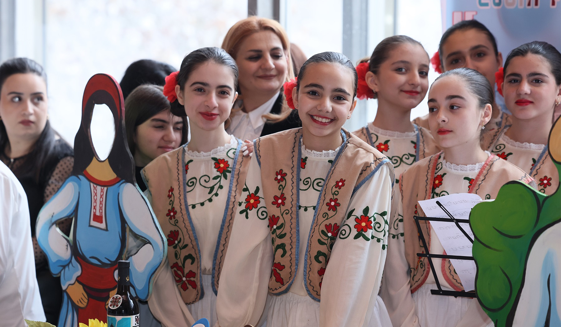 Մայրենի լեզվի միջազգային օր․ դպրոցականները ներկայացրել են ազգային փոքրամասնությունների մշակույթին վերաբերող նախագծեր