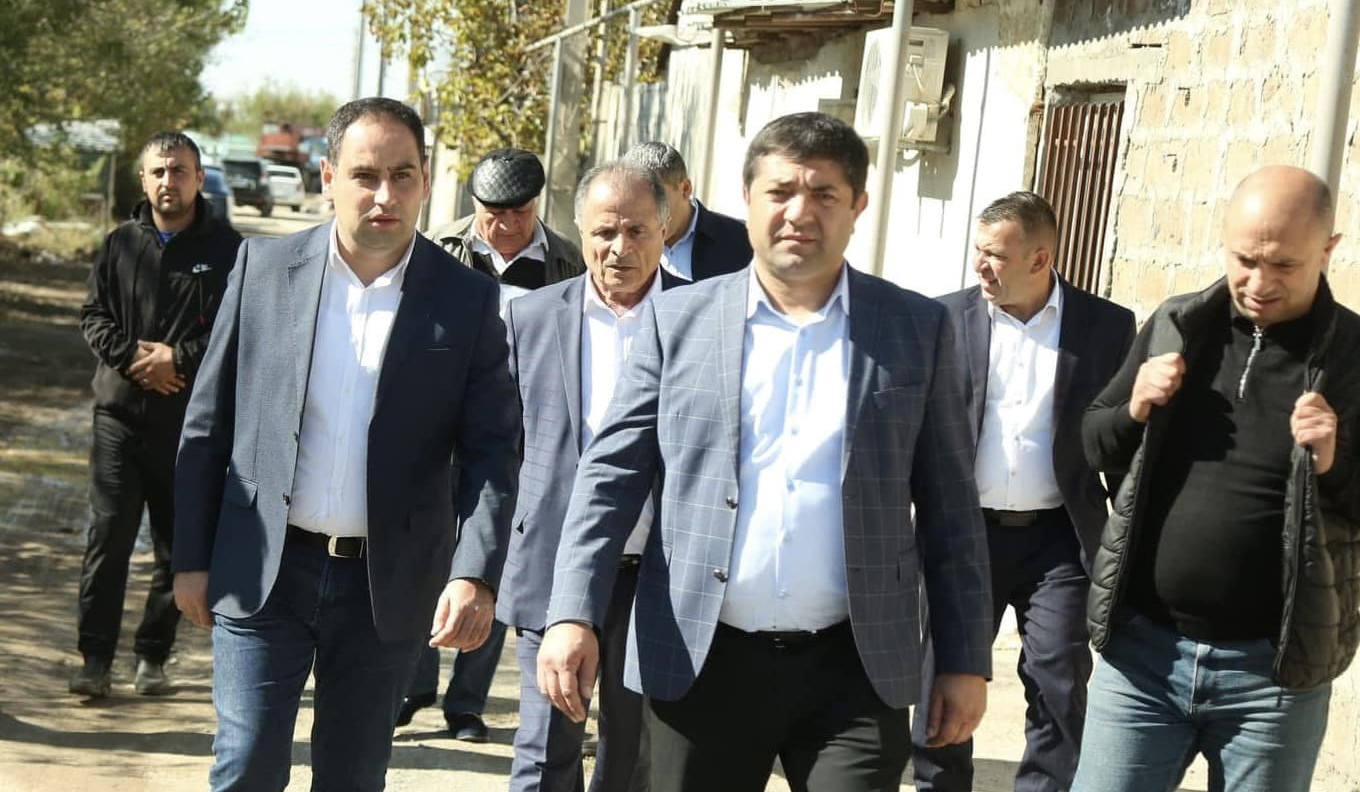 2021-2025 թվականներին Փարաքար համայնքում կառուցվել և շահագործման է հանձնվել 2 դպրոց