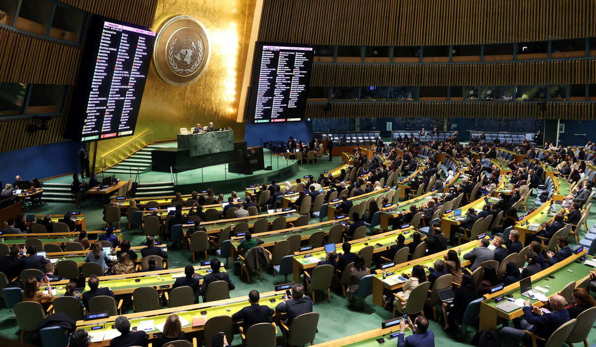 Генеральная Ассамблея ООН приняла резолюцию к третьей годовщине войны на Украине